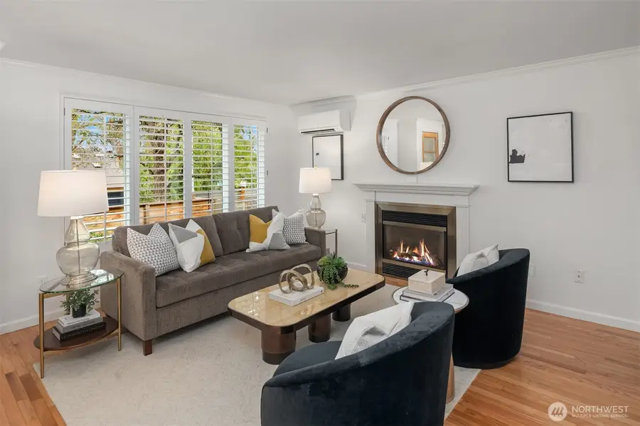 607 23rd Avenue E, Seattle, WA 98112 - #3