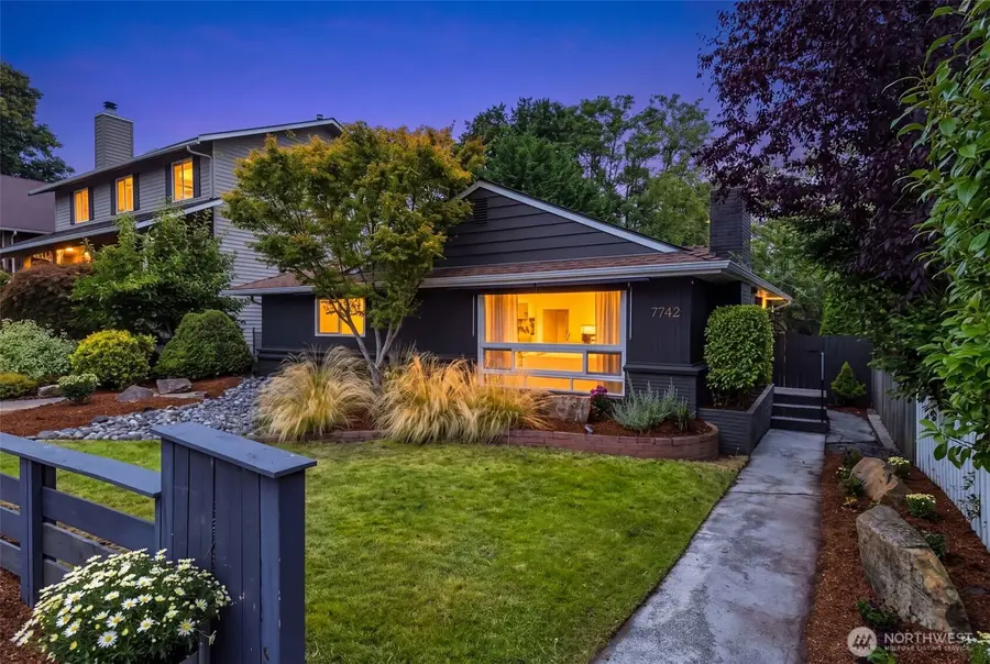7742 30th Avenue Sw, Seattle, WA 98126 - #2