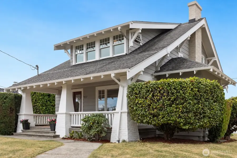 1557 Thorndyke Avenue W, Seattle, WA 98199 - #2