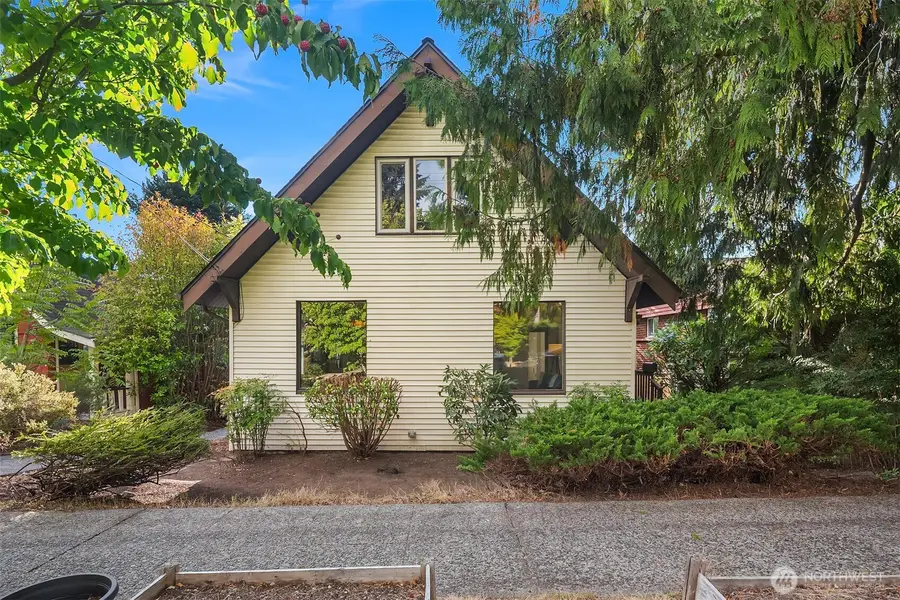 6827 28th Avenue Ne, Seattle, WA 98115 - #2