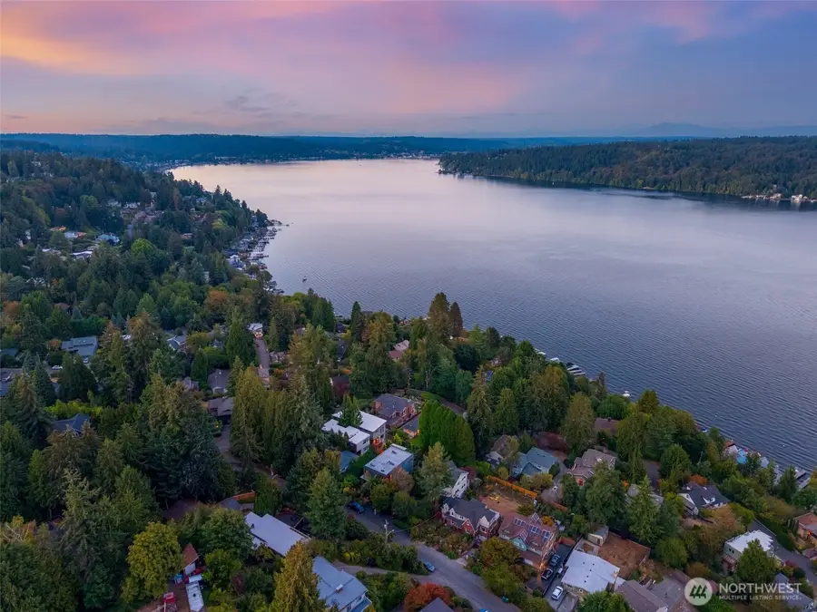 12069 Lakeside Place Ne, Seattle, WA 98125 - #2