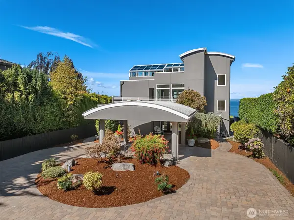 4544 W Sheridan Street, Seattle, WA 98199