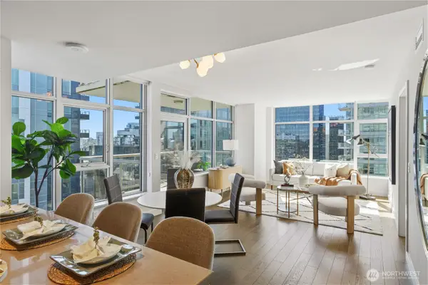 583 Battery Street #3602N, Seattle, WA 98121