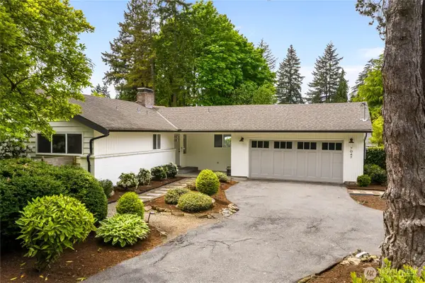 7047 NE 138th Street, Kirkland, WA 98034