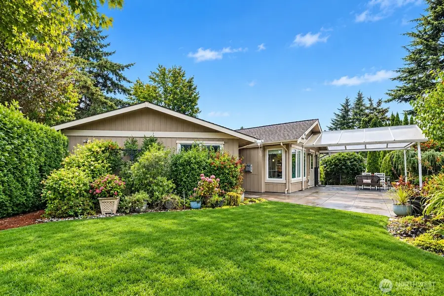 1216 88th Place Ne, Clyde Hill, WA 98004 - #2