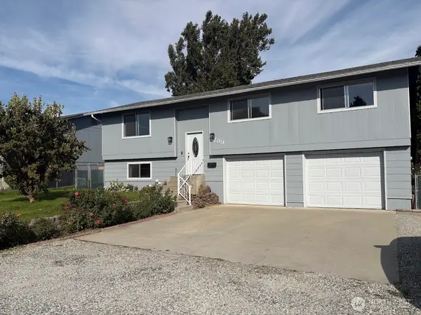 209 Eastridge Drive, East Wenatchee, WA 98802