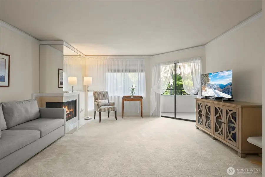 401 100th Avenue Ne #213, Bellevue, WA 98004 - #3