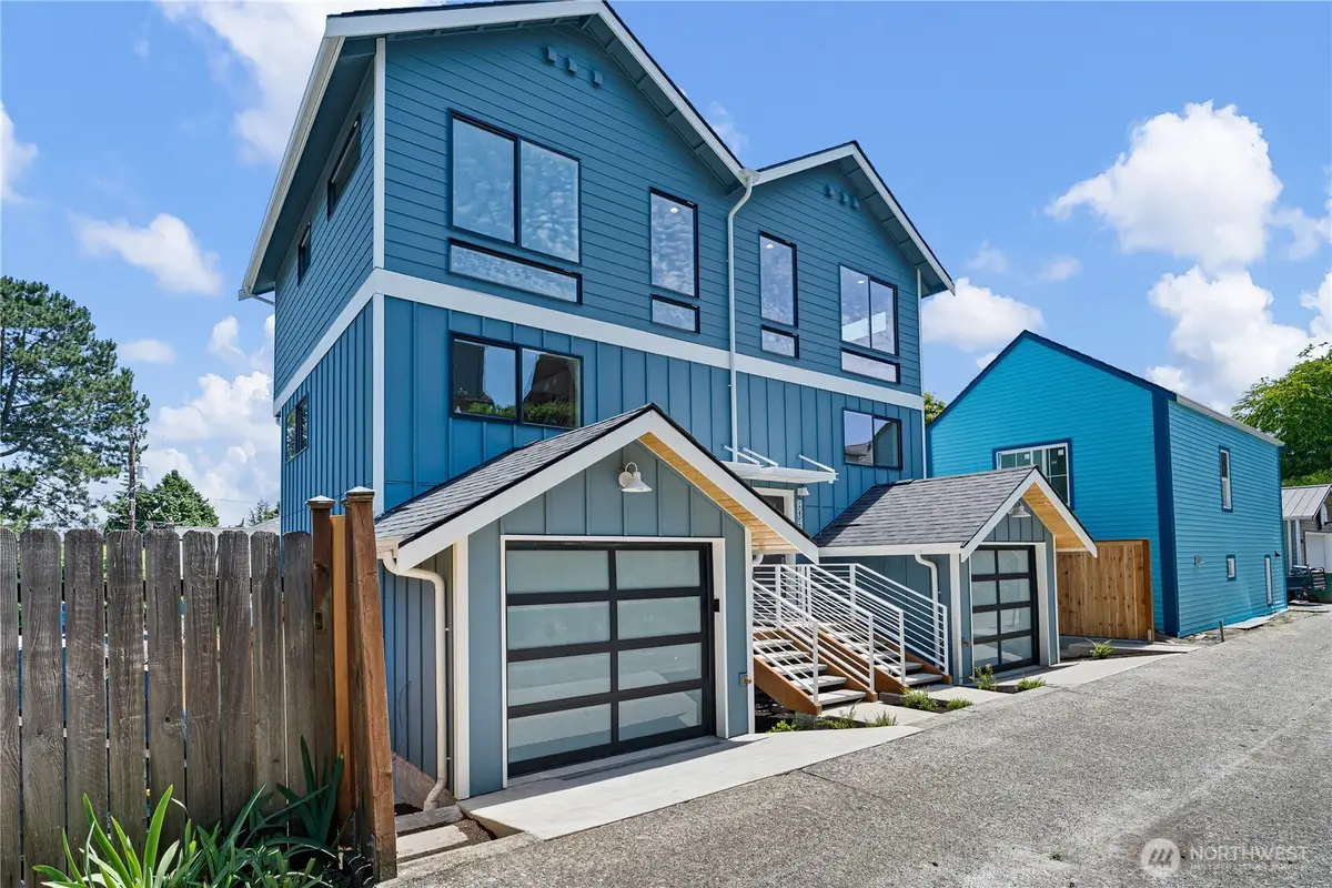8043 19th Avenue Ne, Seattle, WA 98115 - #1