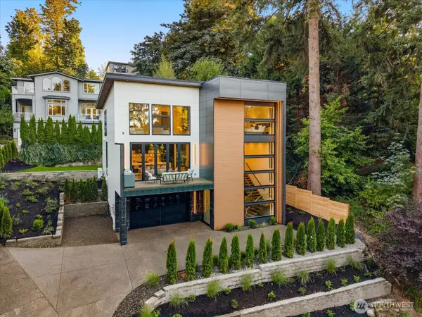 16127 SE 44th Way, Bellevue, WA 98006