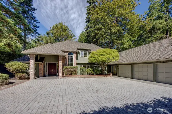 8140 Evergreen Lane, Mercer Island, WA 98040