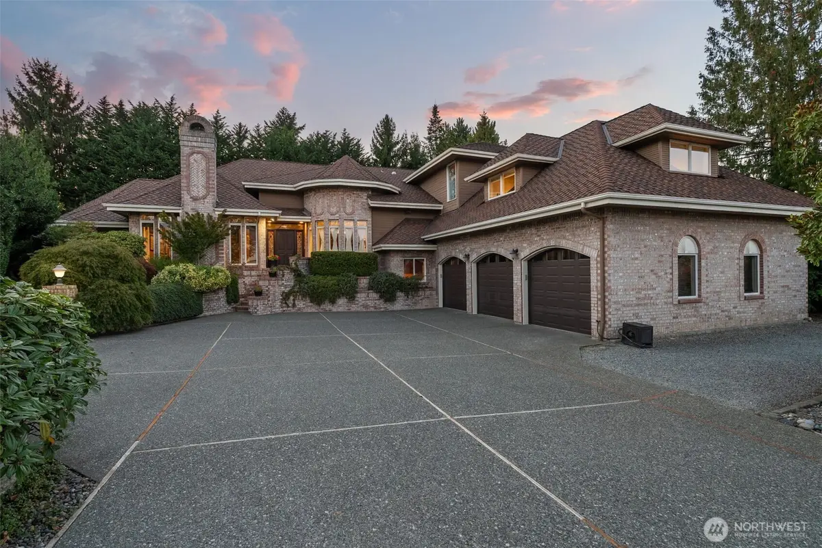 19305 4th Place Sw, Normandy Park, WA 98166 - #1