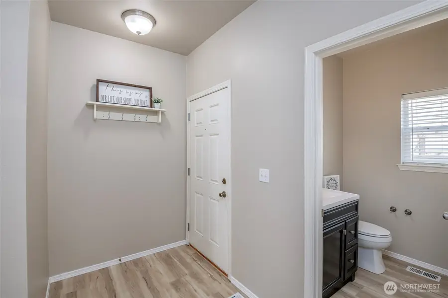 18421 115th Avenue E, Puyallup, WA 98374 - #3