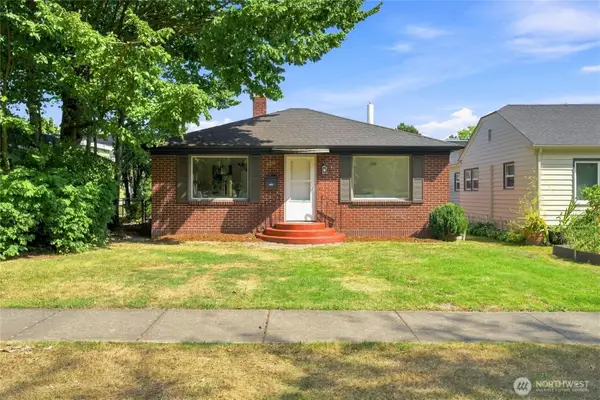 2216 Elizabeth Street, Bellingham, WA 98225