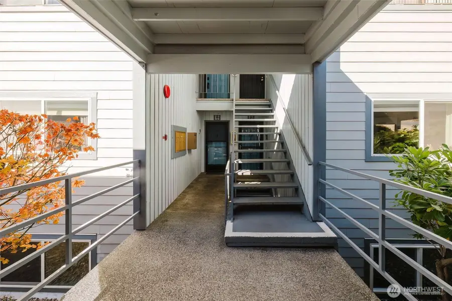1541 Sheridan Road #E3, Bremerton, WA 98310 - #2
