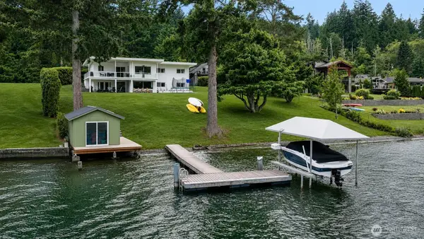3770 S Bay Drive, Sedro Woolley, WA 98284