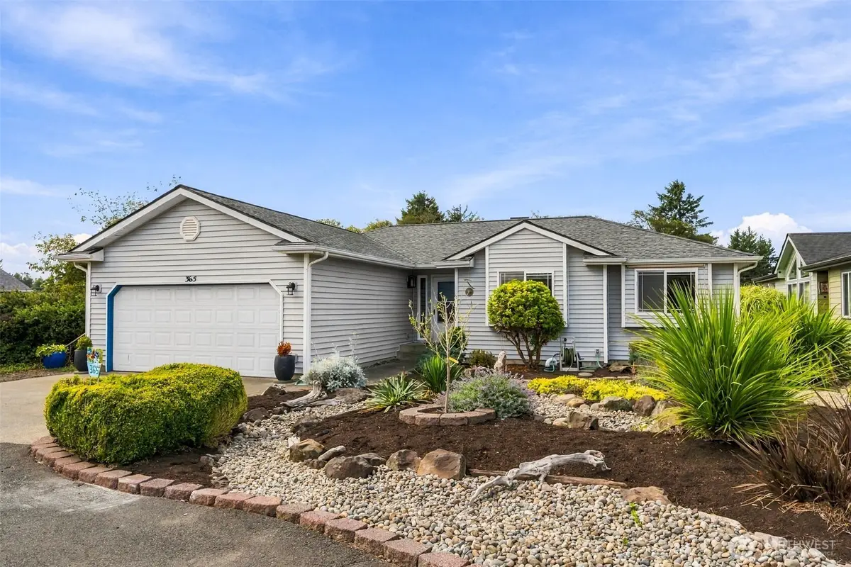 365 Canal Drive Ne, Ocean Shores, WA 98569 - #1