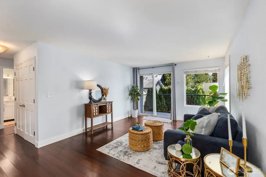 10110 Greenwood Ave N #204, Seattle, WA 98133 - #3