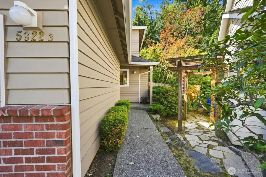 5822 14th Drive W #B, Everett, WA 98203 - #2