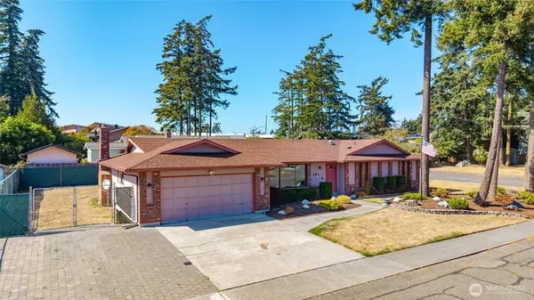 281 NW Fairhaven Drive, Oak Harbor, WA 92877