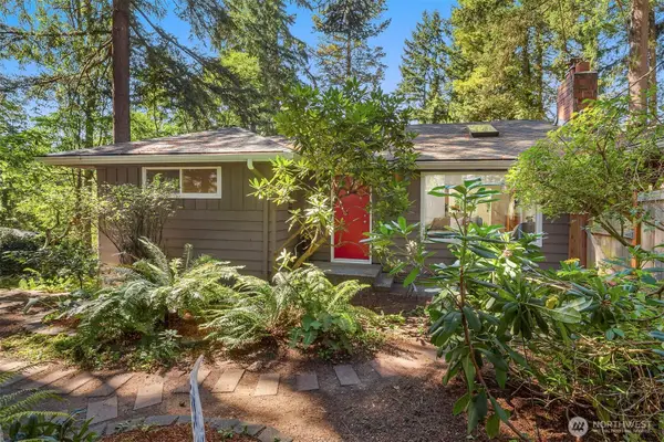 16623 Fremont Avenue N, Shoreline, WA 98133
