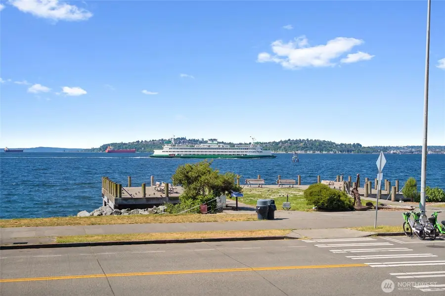 1156 Alki Avenue Sw #104, Seattle, WA 98116 - #3
