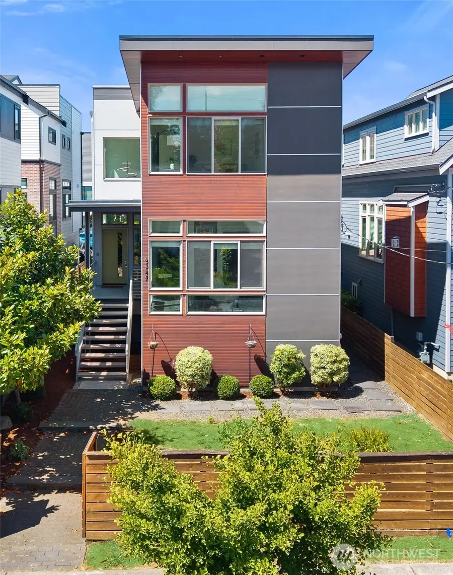 8347 12th Avenue Nw, Seattle, WA 98117 - #2