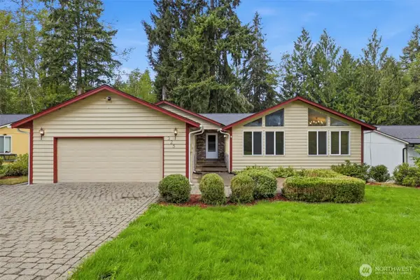 325 Rollingwood Drive, Kelso, WA 98626