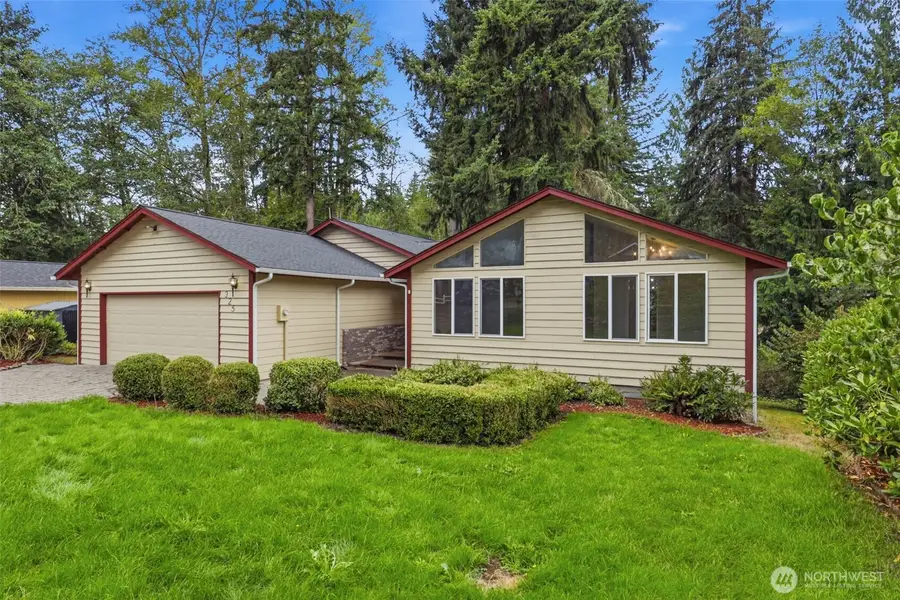 325 Rollingwood Drive, Kelso, WA 98626 - #2