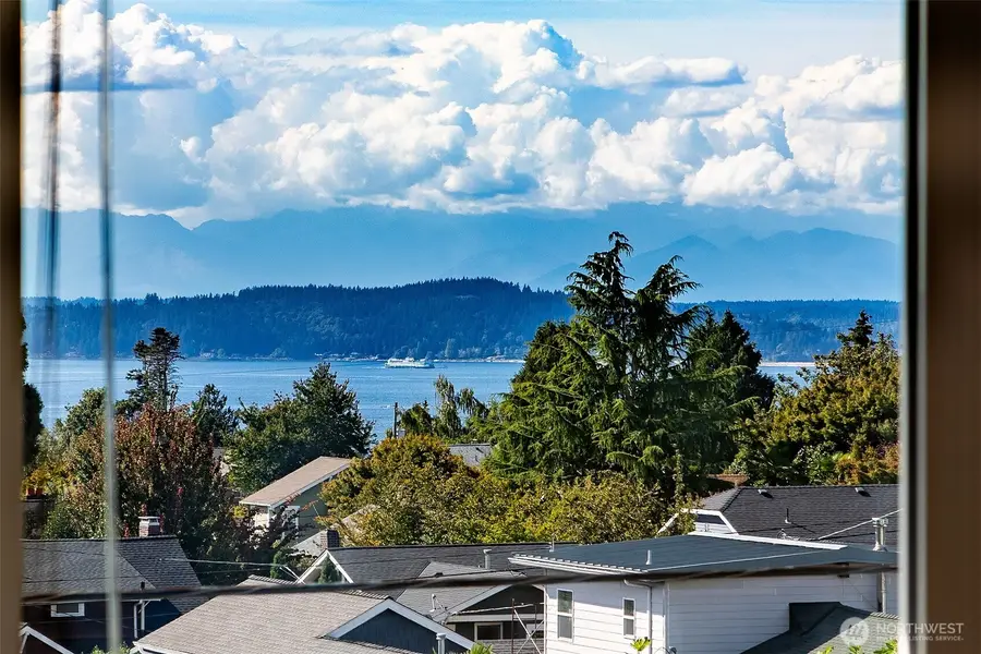 5953 California Avenue Sw #2C, Seattle, WA 98136 - #3