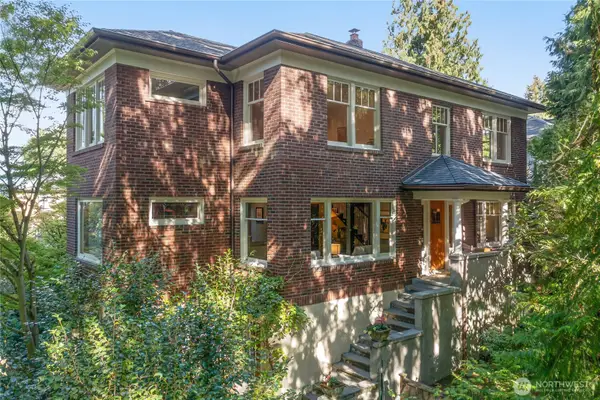 2306 Lake Park Drive S, Seattle, WA 98144