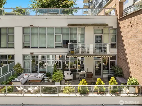 583 Battery Street #702N, Seattle, WA 98121