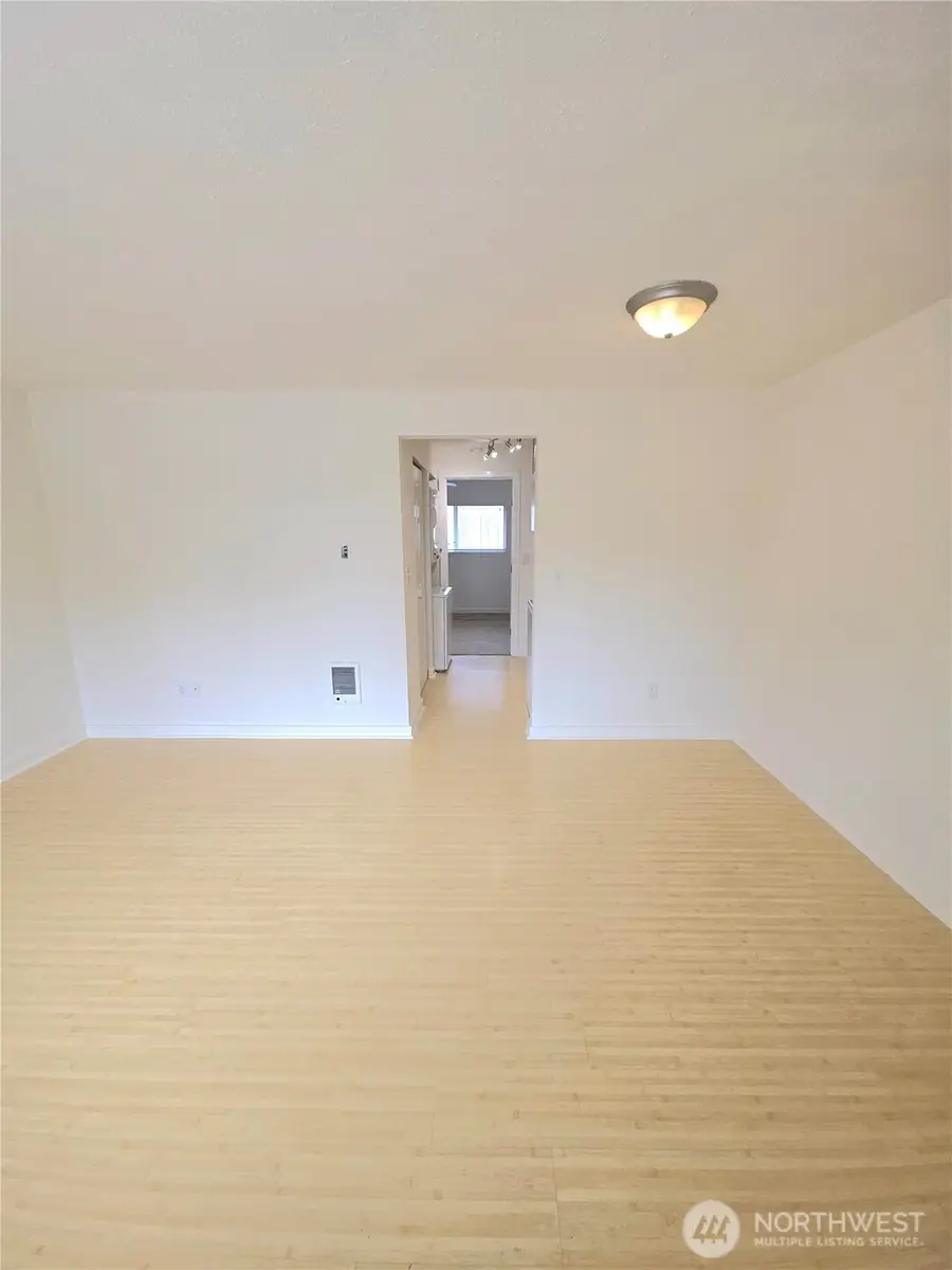 9811 Whitman Avenue Sw #2, Lakewood, WA 98499 - #2