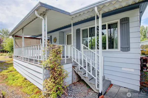5900 64th Street Ne #105, Marysville, WA 98270