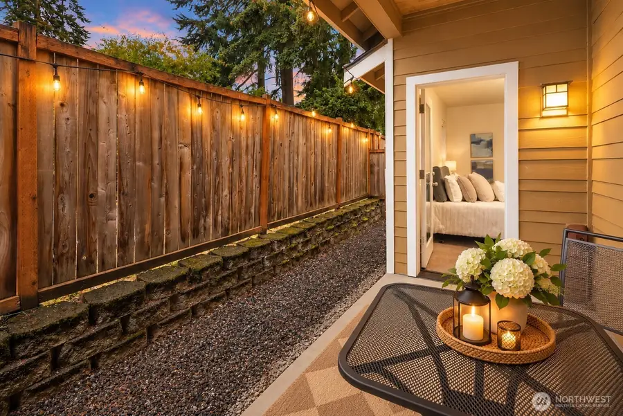 23432 55th Avenue W #B, Mountlake Terrace, WA 98043 - #3