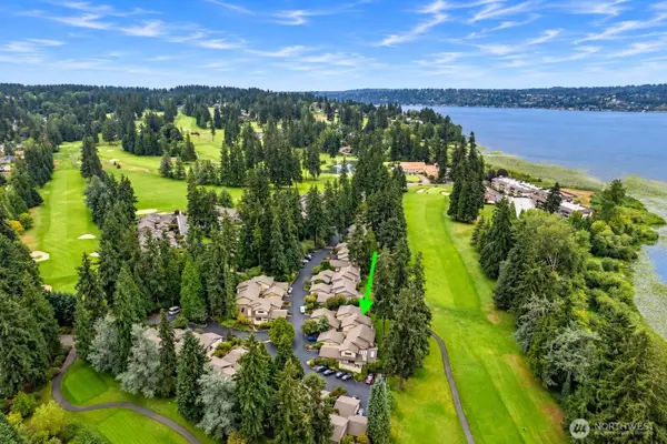 6530 NE 171st Place, Kenmore, WA 98028