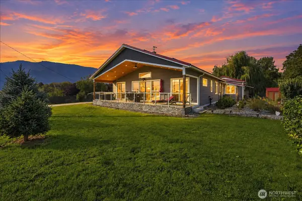 750 Lakeshore Drive, Manson, WA 98831