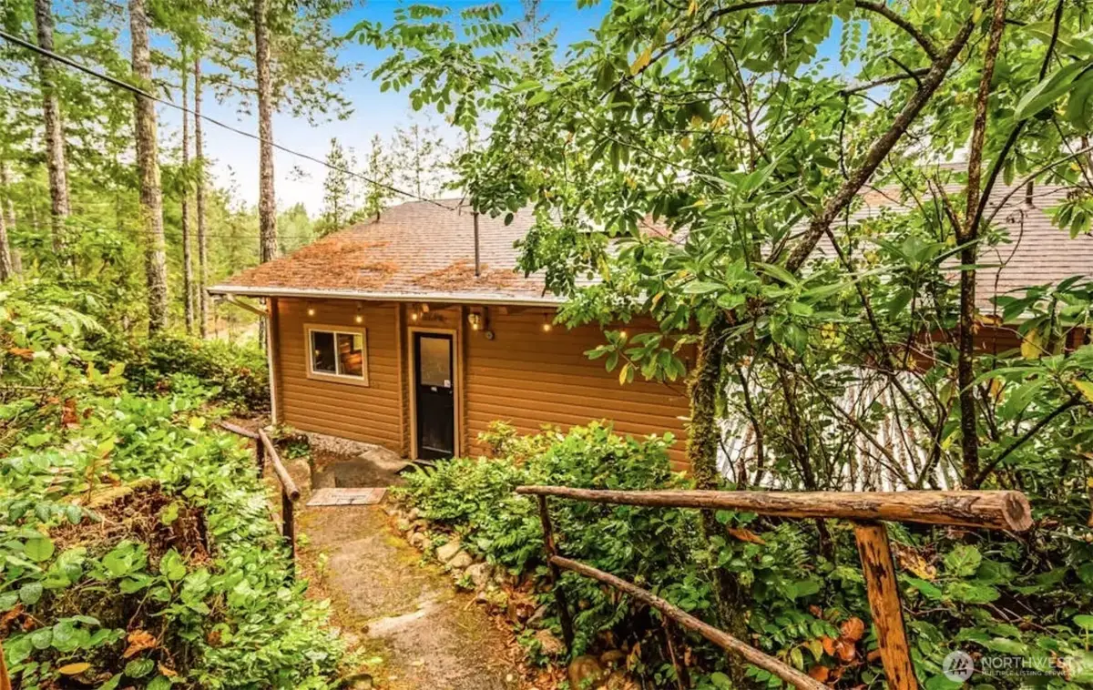 321 NE Lakeshore Drive S, Tahuya, WA 98588 - #1