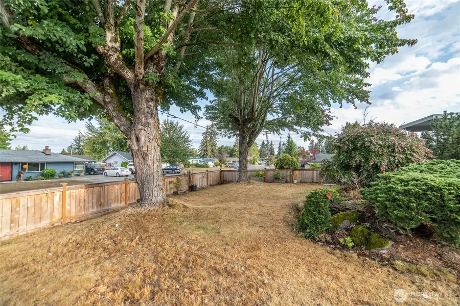 17220 129th Avenue Se, Renton, WA 98058 - #2
