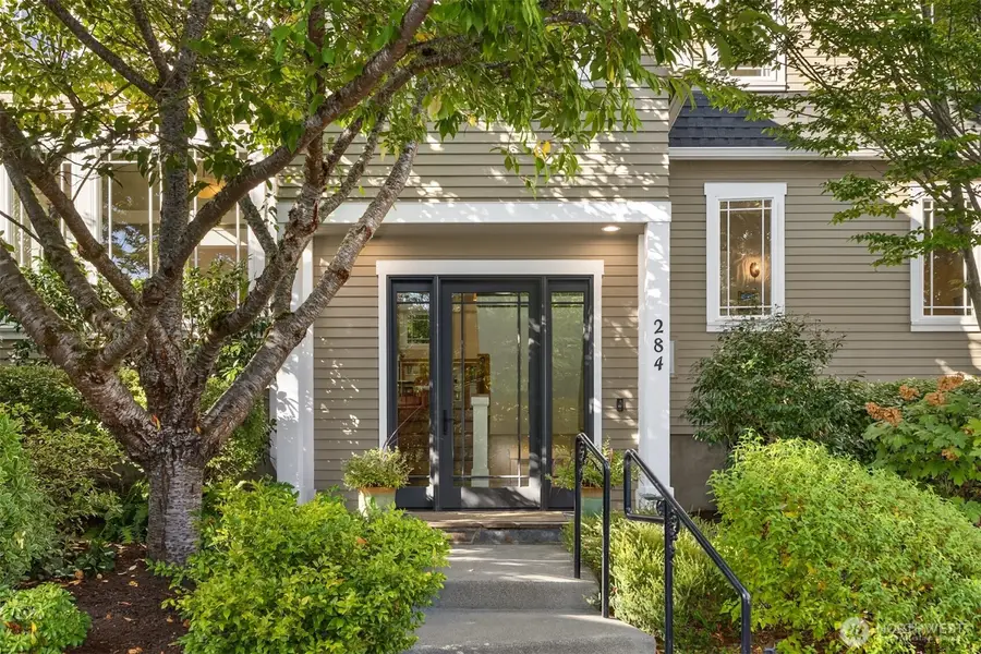 284 Wood Avenue Sw, Bainbridge Island, WA 98110 - #2