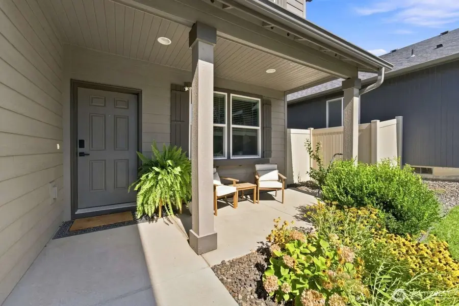 1170 SW Virginia St, College Place, WA 99324 - #2