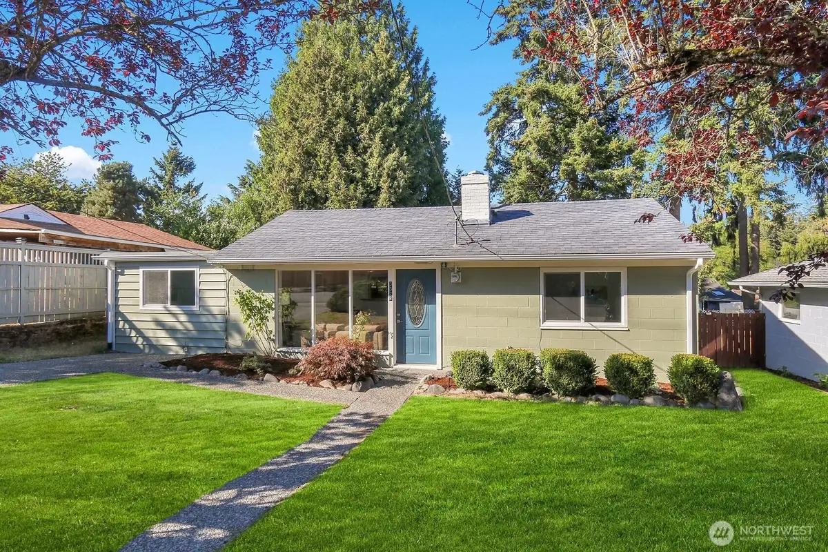 3328 NE 6th Street, Renton, WA 98056 - #1