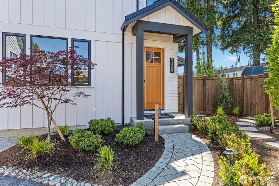 9309 132nd Avenue Ne, Kirkland, WA 98033 - #2