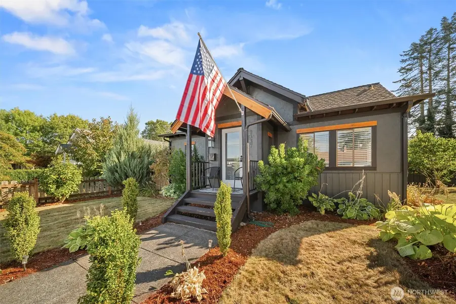 1337 Pioneer Street, Enumclaw, WA 98022 - #2