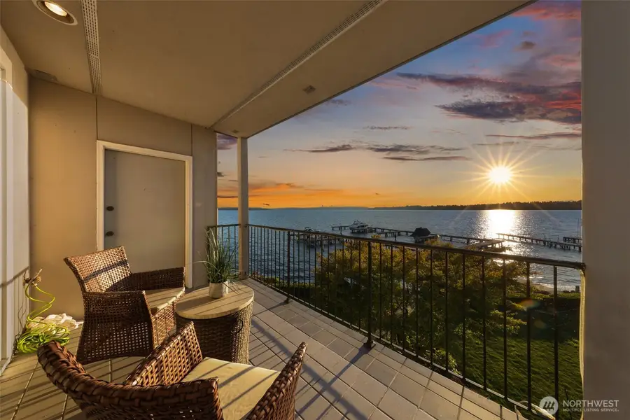 111 Lake Avenue W #202, Kirkland, WA 98033 - #2
