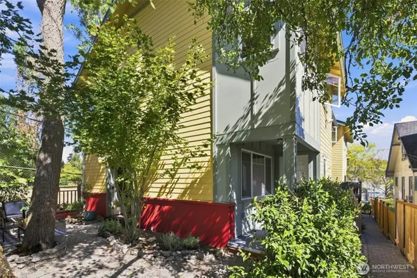 6527 21st Avenue Ne #3, Seattle, WA 98115