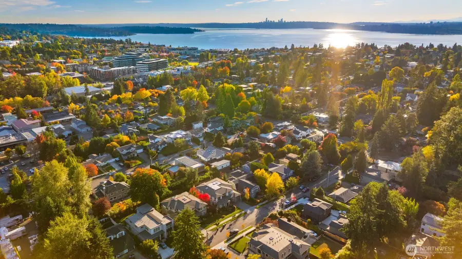 634 Eleventh Avenue, Kirkland, WA 98033 - #2