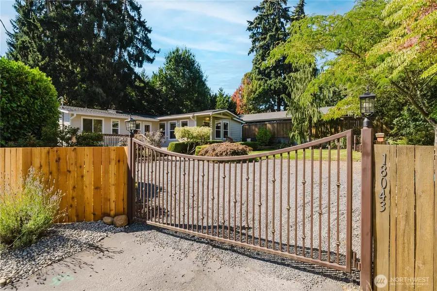 18043 Ashworth Avenue N, Shoreline, WA 98133 - #2