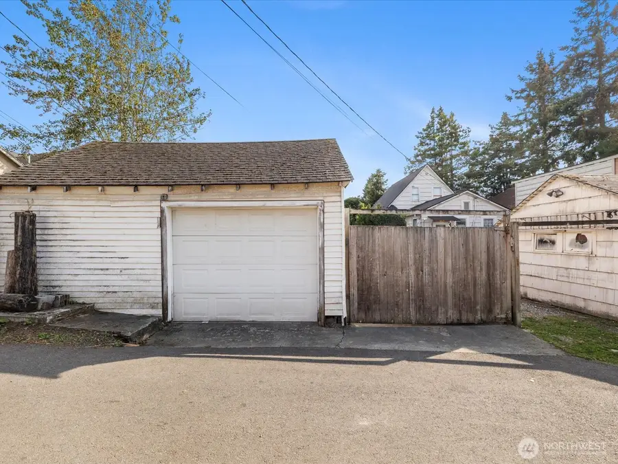 2407 Everett Avenue, Everett, WA 98201 - #2