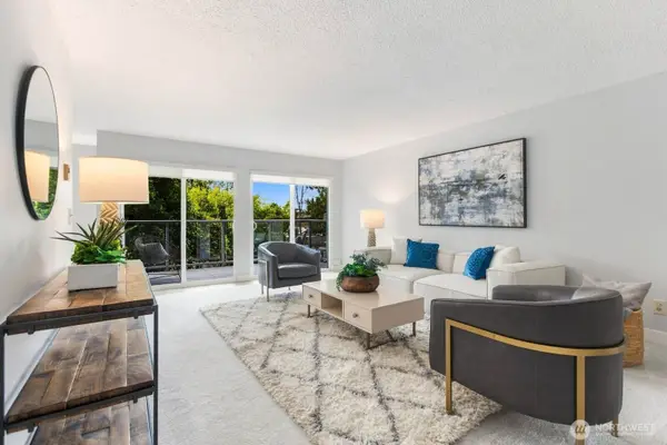 2501 Canterbury Ln E #216, Seattle, WA 98112