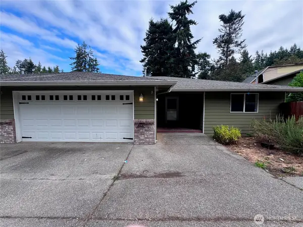 9105 176th St Nw #B, Stanwood, WA 98292